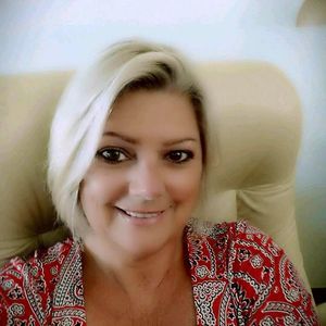 Meet your Posher, Sherry